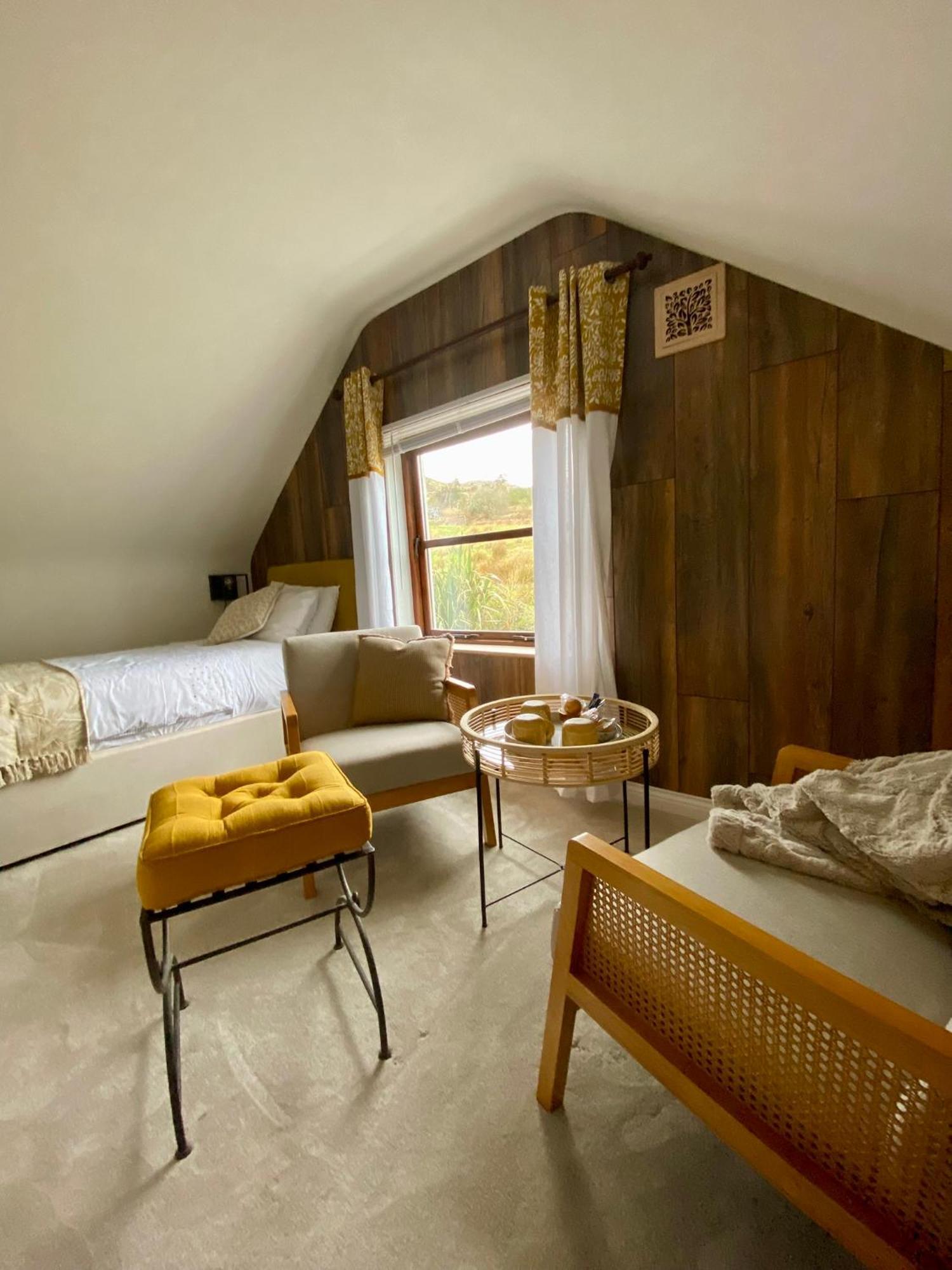 カアーダニエル Derrynane Bay House Bed & Breakfast エクステリア 写真