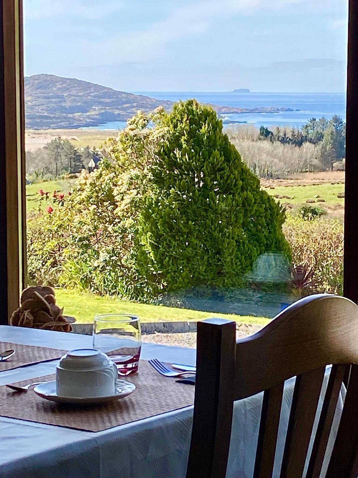 カアーダニエル Derrynane Bay House Bed & Breakfast エクステリア 写真